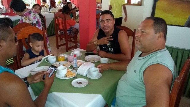 22215006_1252710671499694_417051630_n