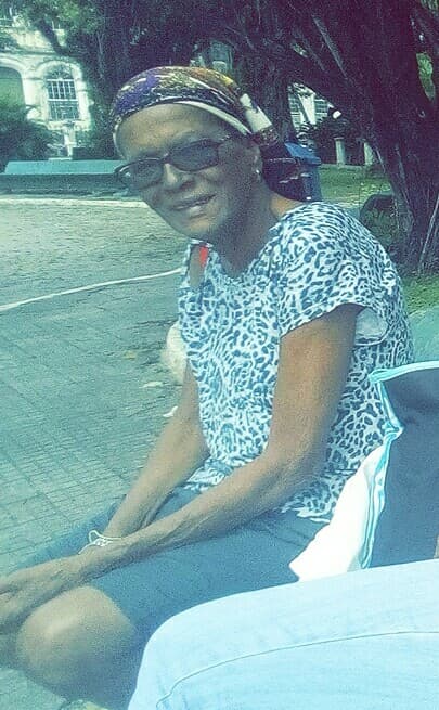 Dona Zau